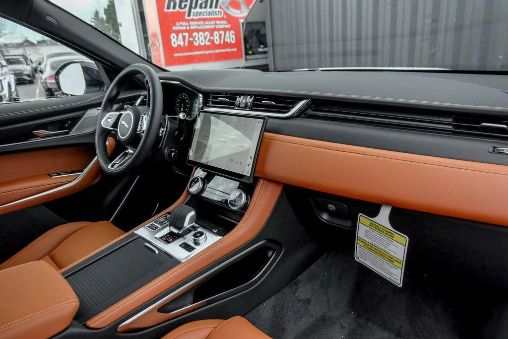 2026 Jaguar F-Pace R-Dynamic S - Photo 21