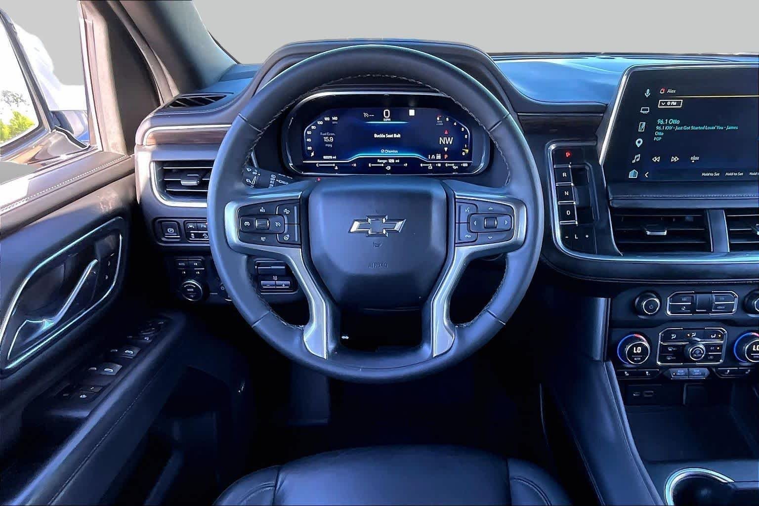 Used 2023 Summit White Chevrolet Z71 image 6
