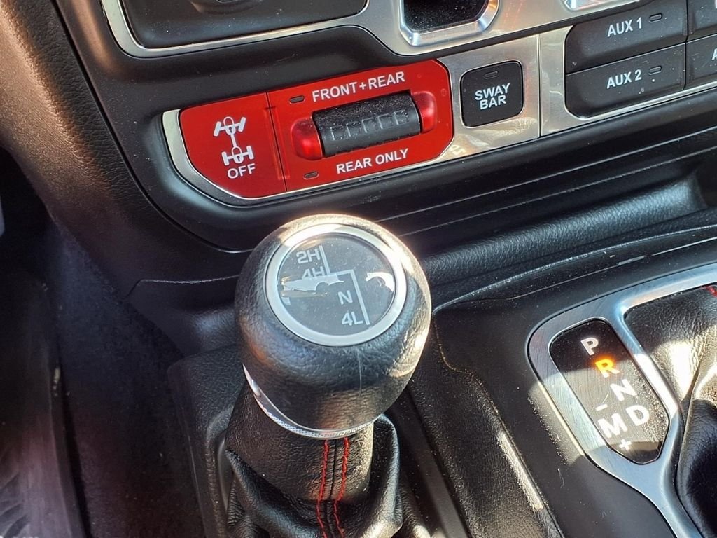 Used 2020 Crystal Metallic Jeep Unlimited Rubicon image 14