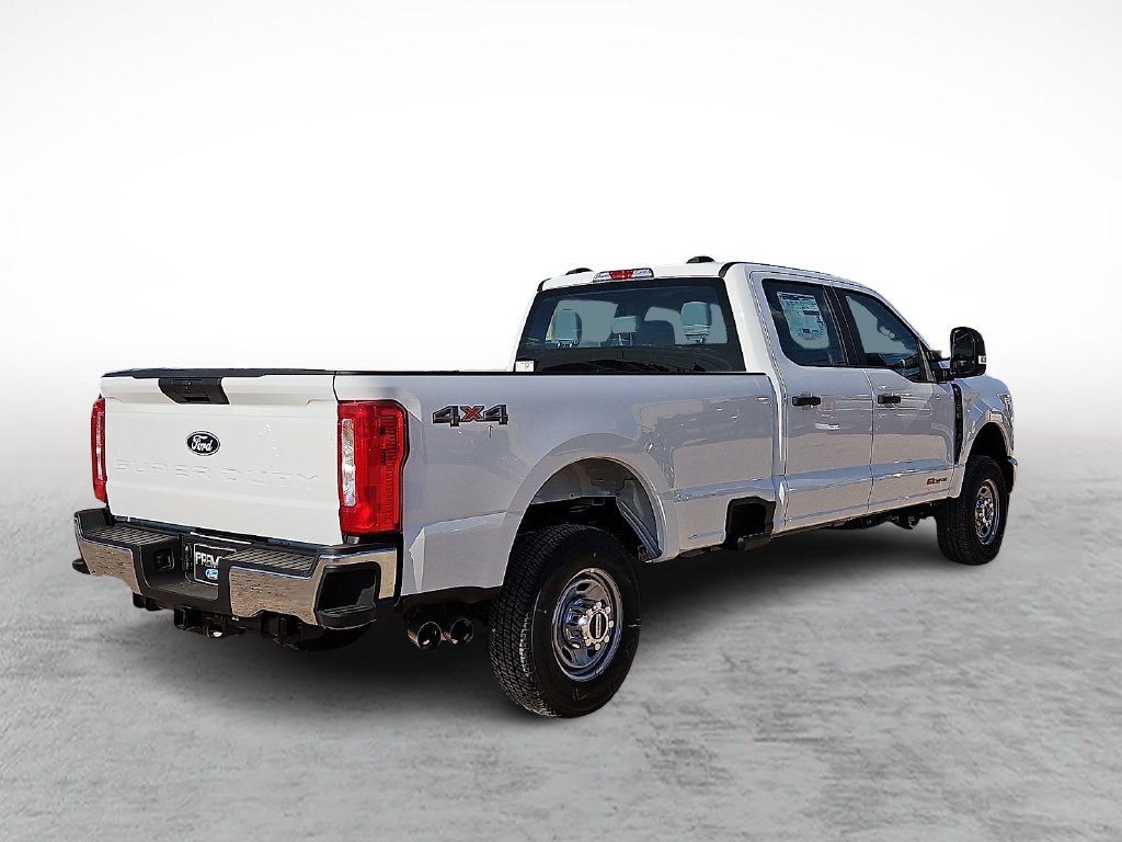 New 2027 Oxford White Ford F-350® XL image 11