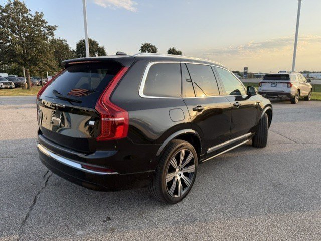 Certified Used 2023 Onyx Black Metallic Volvo Plus Bright Theme image 7