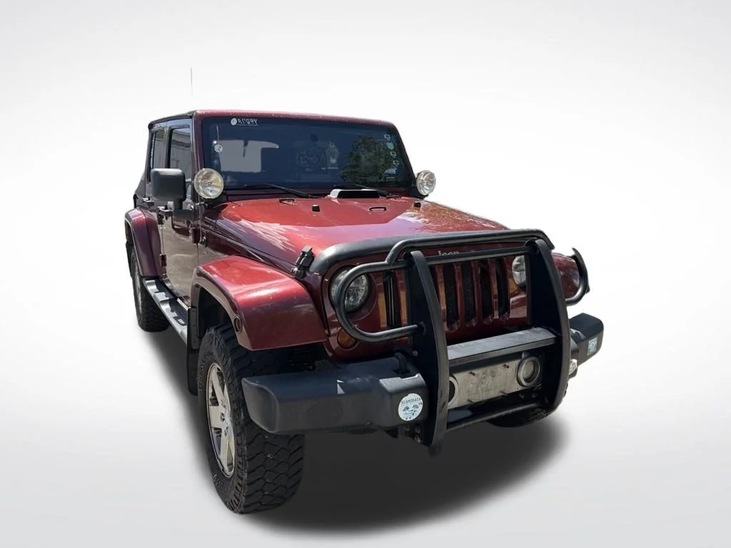 Used 2008 Jeep Wrangler Unlimited Sahara with VIN 1J8GA59148L633561 for sale in Fort Pierce, FL