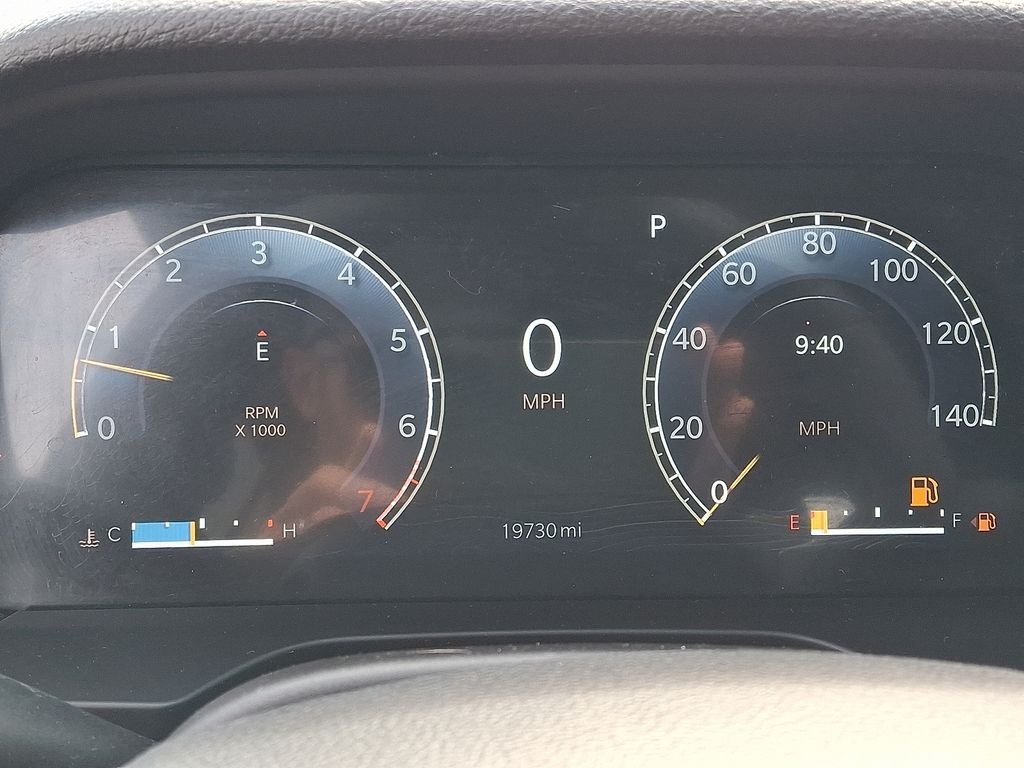 Used 2023 White Jeep Altitude X image 23