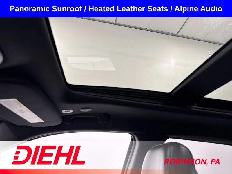 Used 2018 Red Jeep Limited image 39