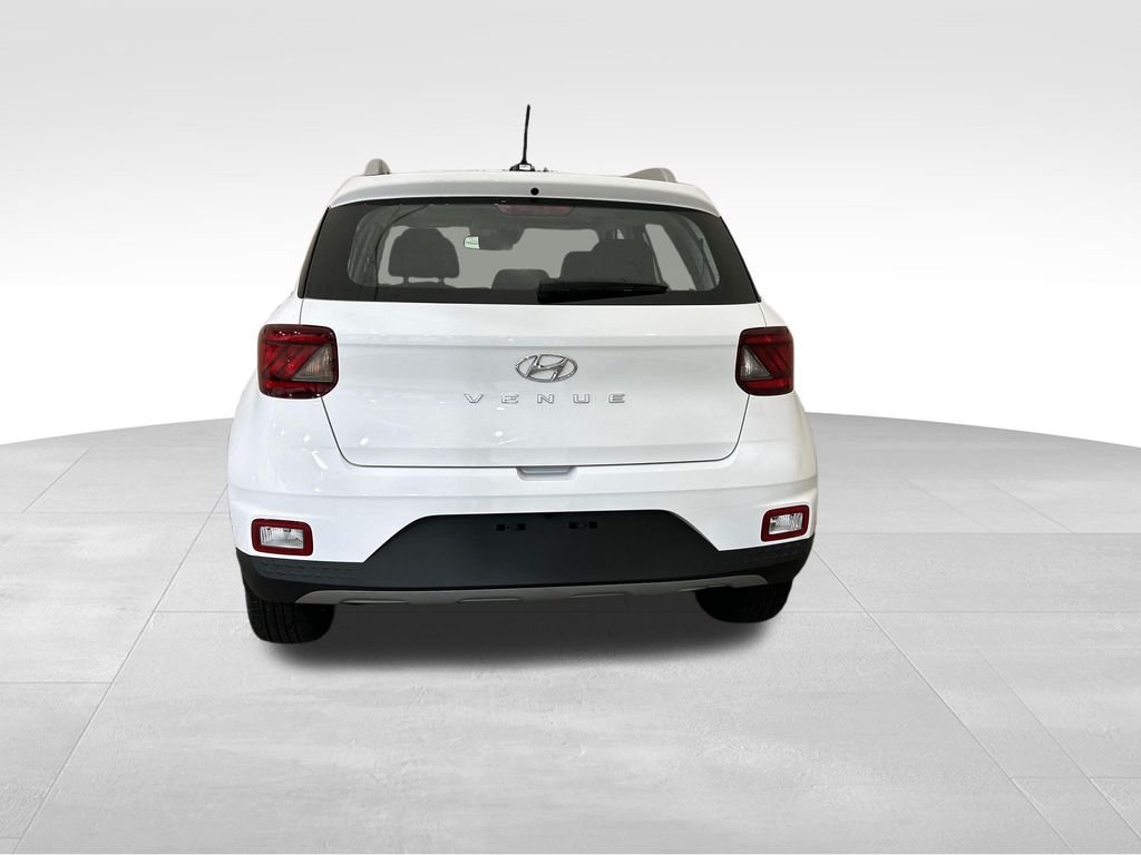 Used 2026 White Hyundai SEL image 4