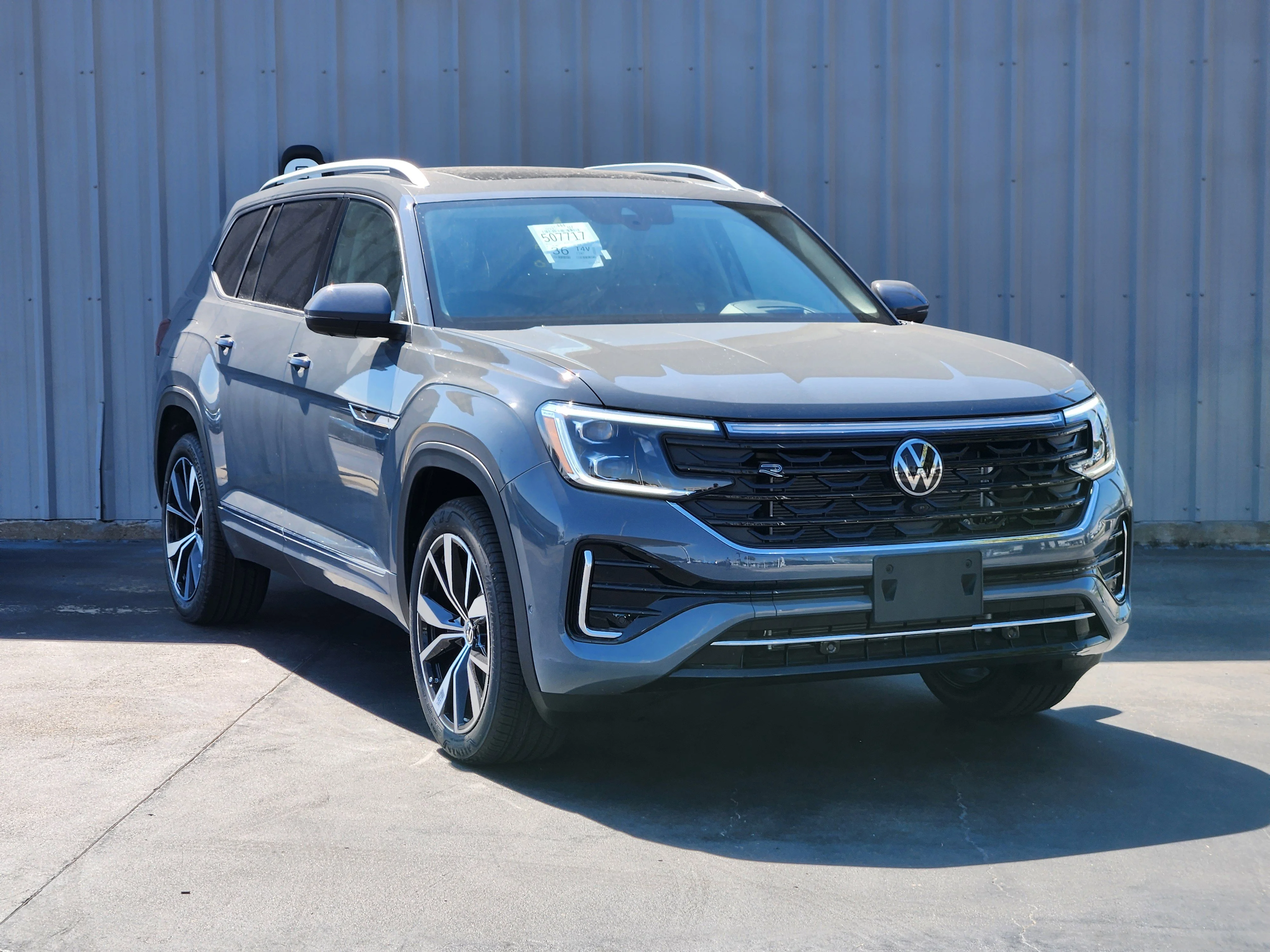 2026 Volkswagen Atlas SEL Premium R-Line - Photo 2