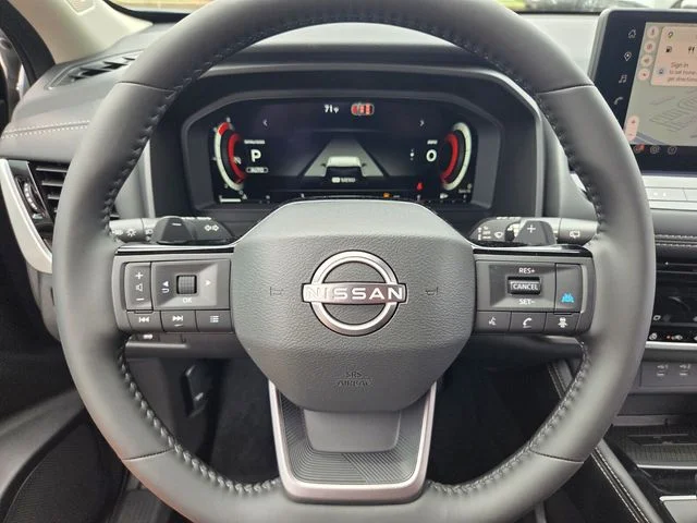 New 2026 Boulder Gray Pearl / Super Black Two-tone Nissan Platinum image 22