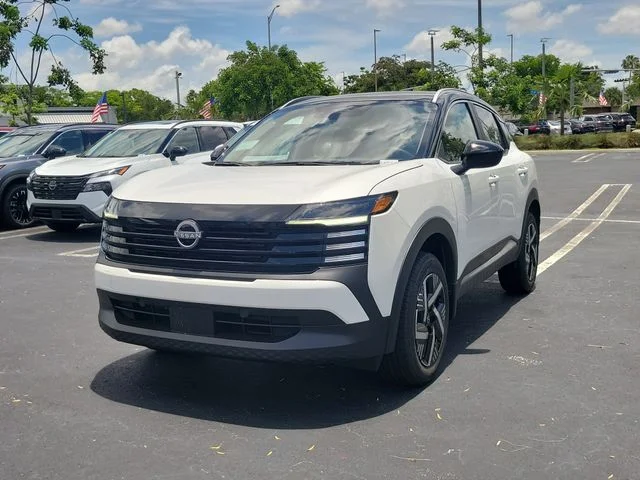 New 2026 Aspen White TriCoat / Super Black Two-tone Nissan SV image 22