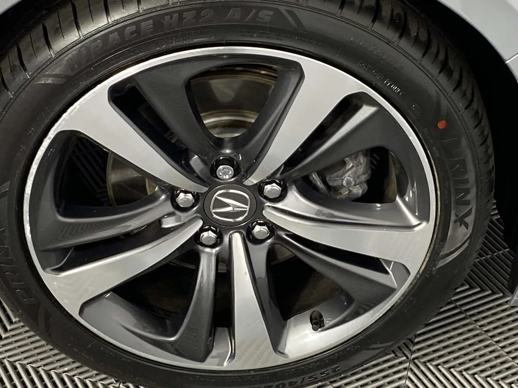 Used 2024 Lunar Silver Metallic Acura Technology Package image 31