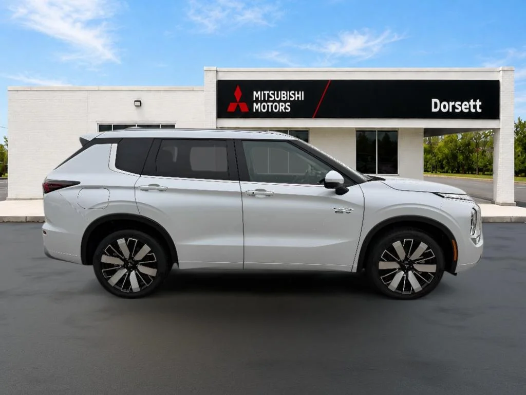 New 2026 White Mitsubishi SEL image 5