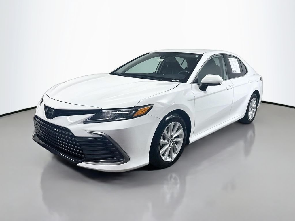 Used 2024 Ice Cap Toyota LE image 3