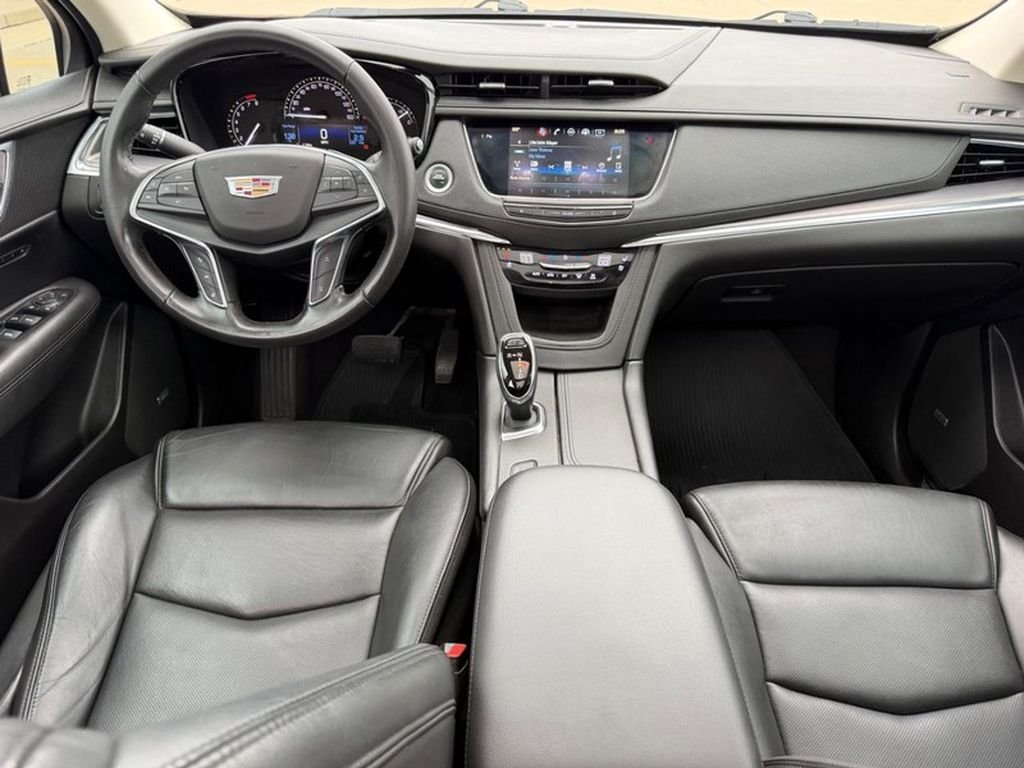 Used 2018 Dark Granite Metallic Cadillac Premium Luxury FWD image 12