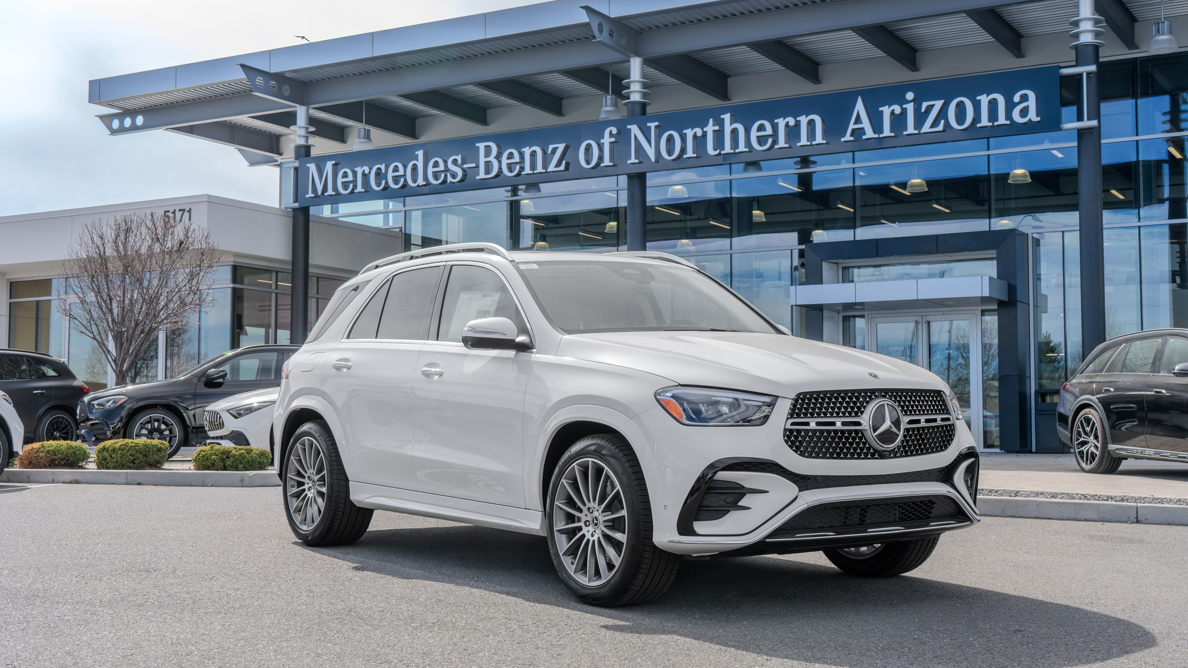 New 2026 Polar White Mercedes-Benz GLE 350 image 1