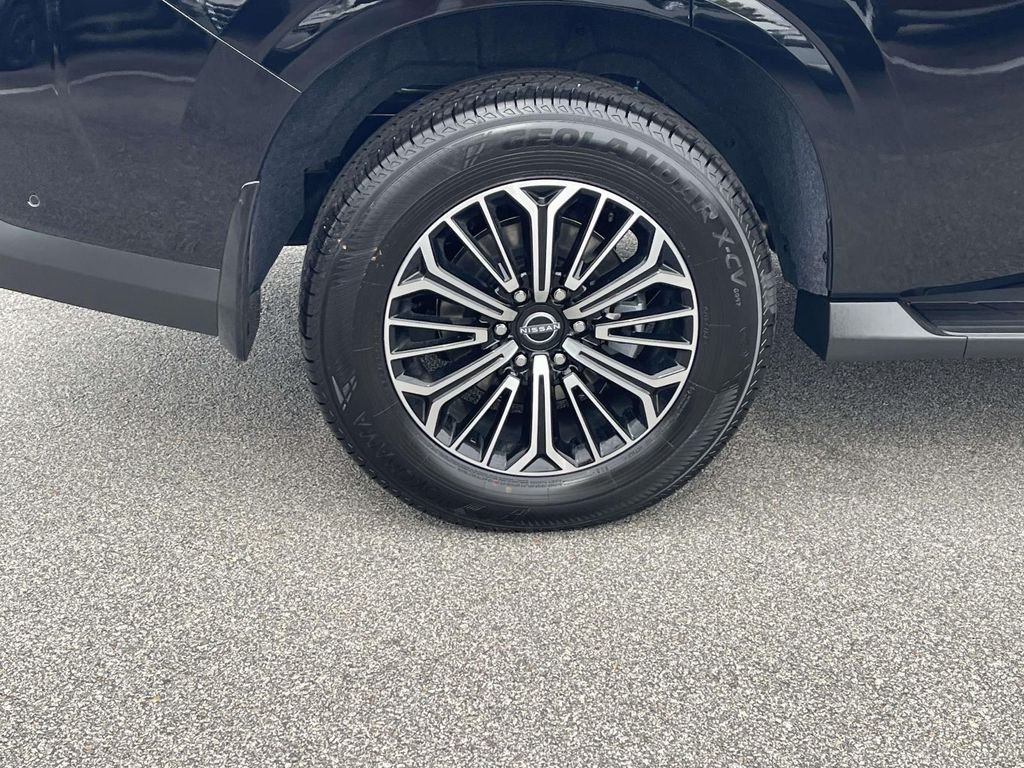 New 2026 Super Black Nissan SL image 7