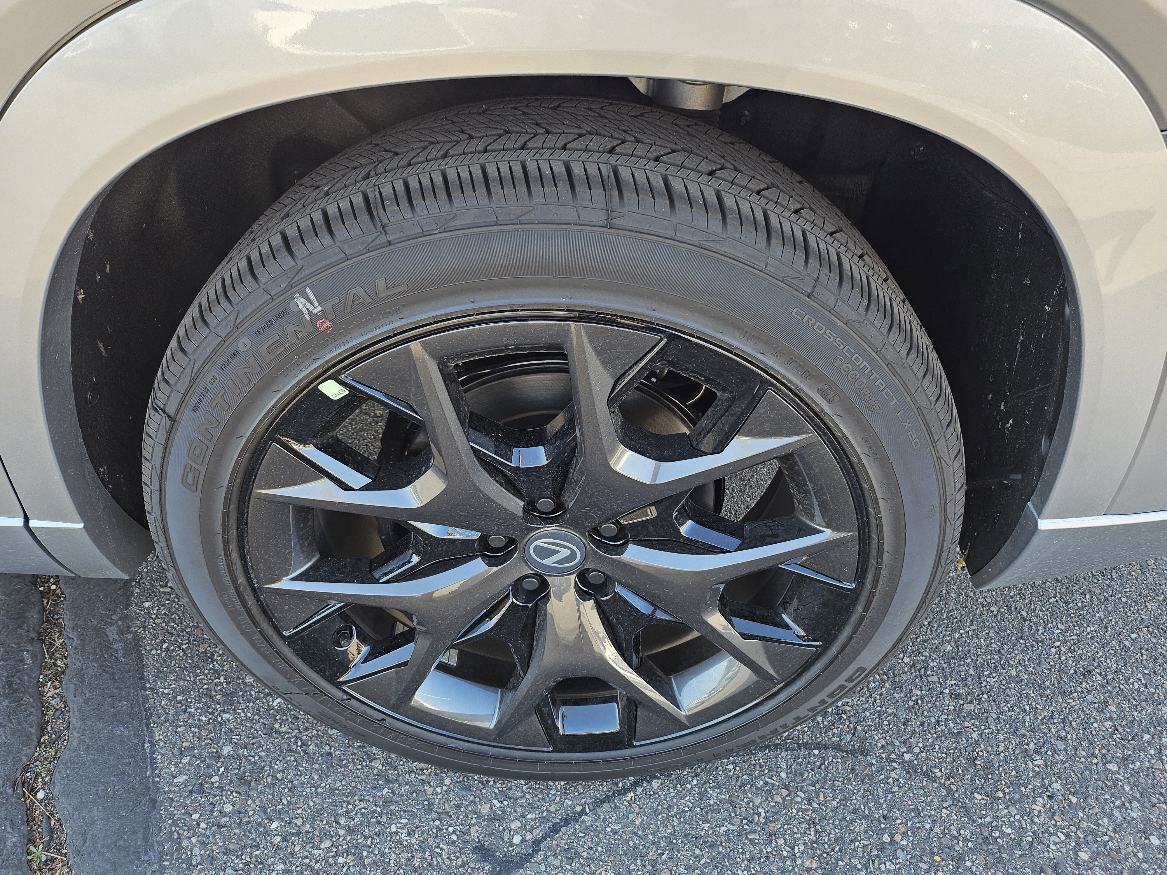 2026 Lexus TX 500h F-Sport Premium - Photo 17