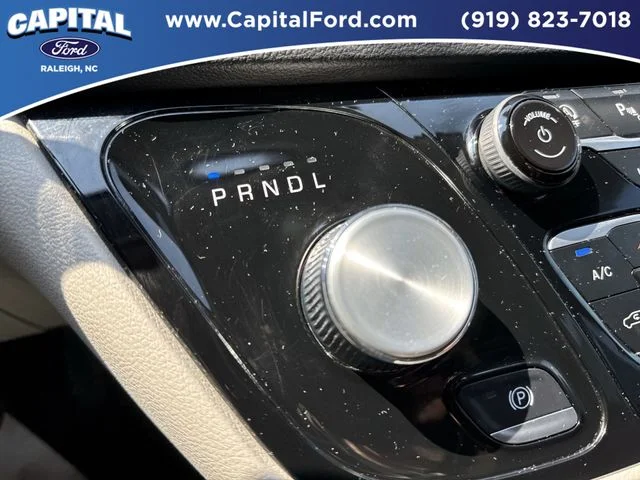 Used 2024 White Chrysler Touring L image 29