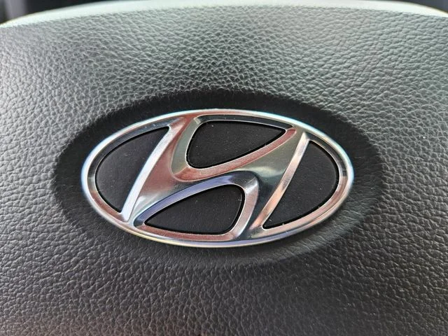 Used 2024 Red Hyundai SEL image 31