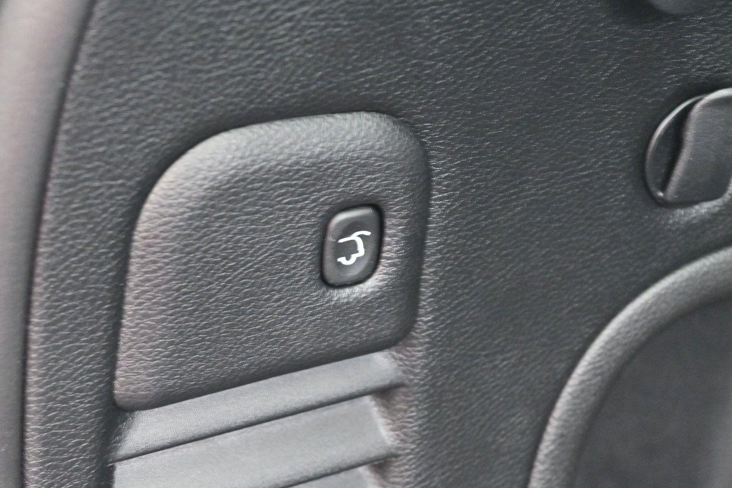 Used 2021 Bright White Clearcoat Jeep Laredo X image 11