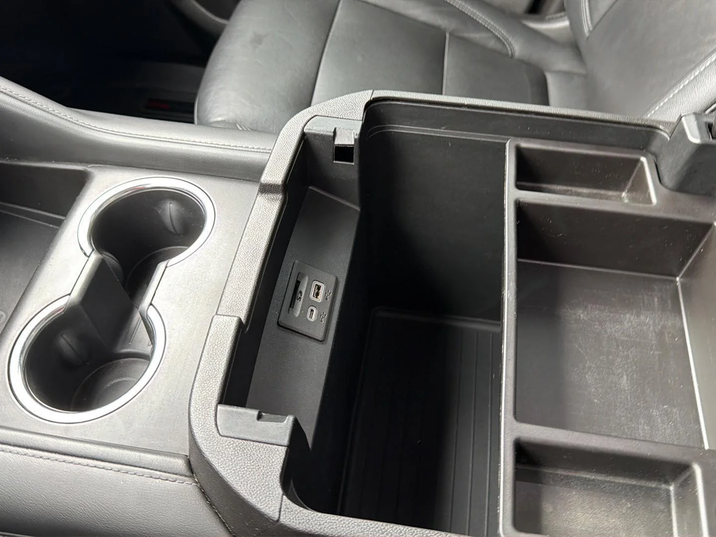 Used 2021 Summit White Chevrolet LT image 34