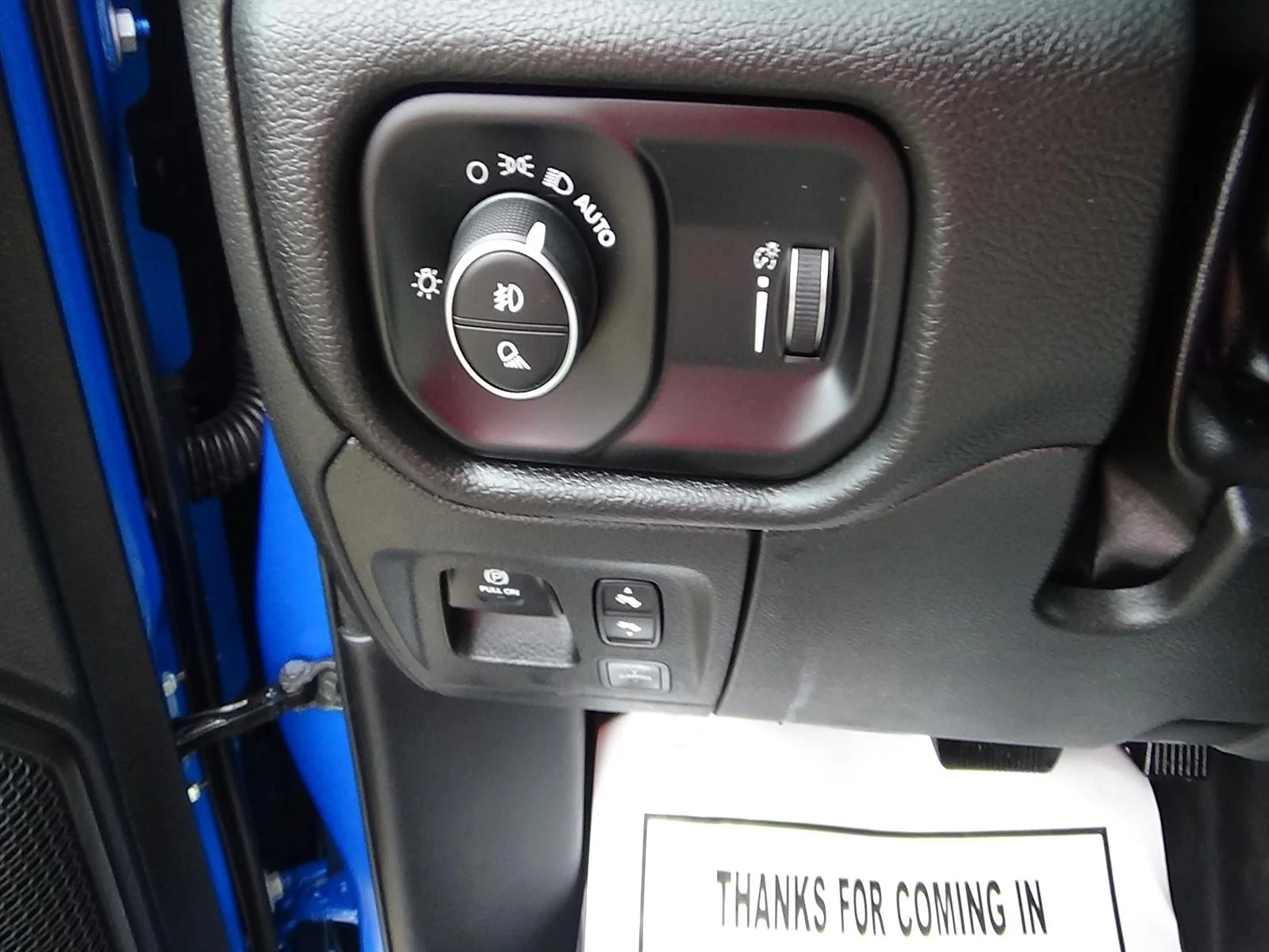 Certified Used 2025 Hydro Blue Pearl Coat (pbj) RAM Big Horn image 19