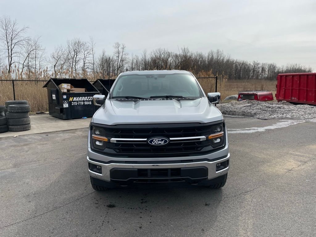 Used 2025 Silver Ford XLT image 2