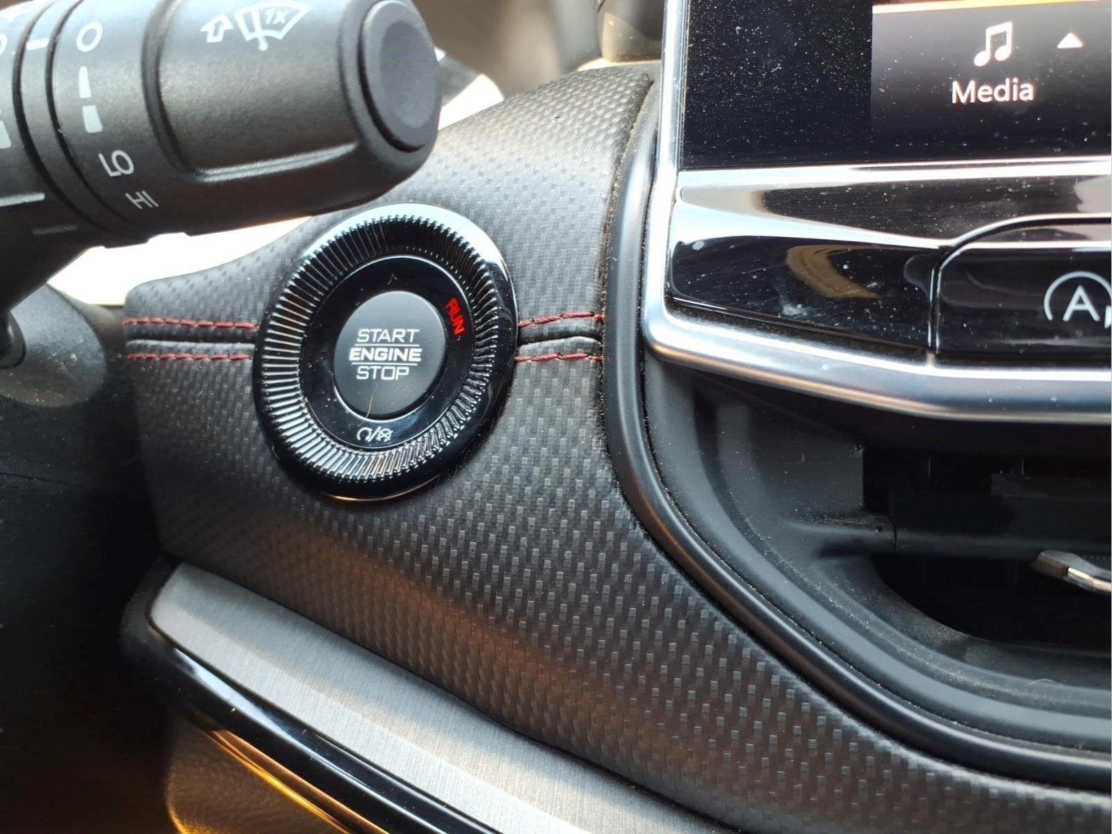 Used 2025 Bright White Clearcoat Jeep Trailhawk image 29