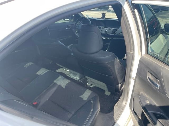 Used 2017 White Honda Sport image 11