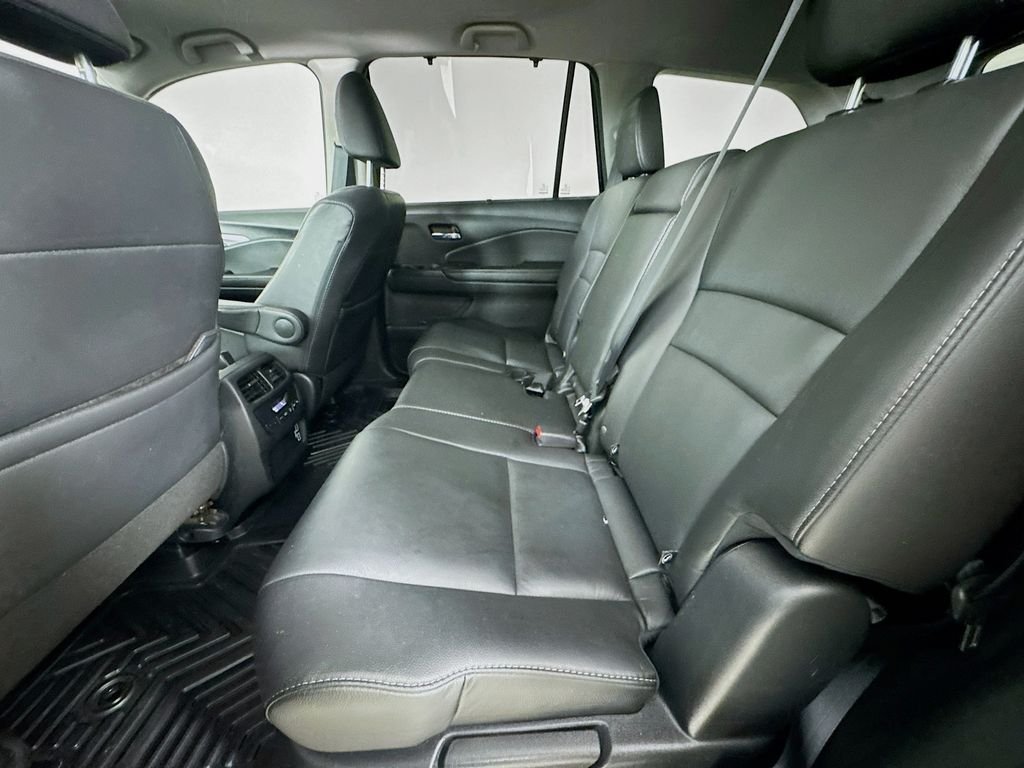 Certified Used 2021 Black Honda EX-L image 32
