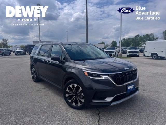 2024 Kia Sedona EX's photo