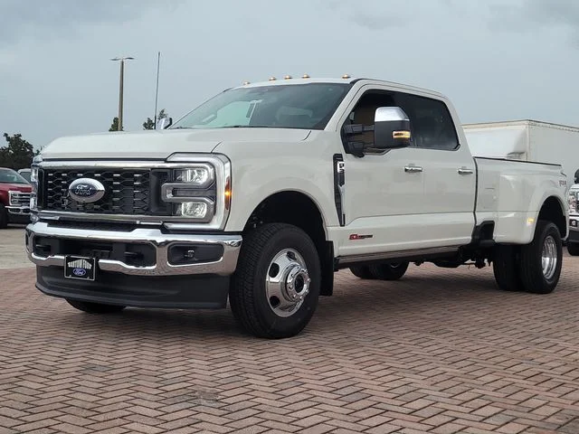 New 2026 White Metallic Ford Lariat image 33