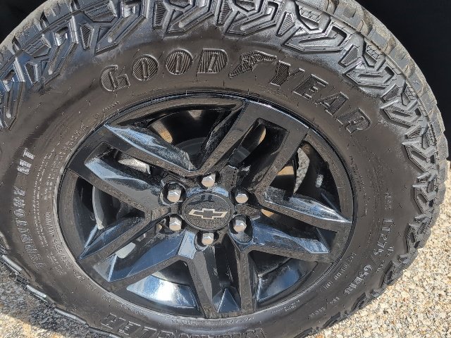 Used 2025 Black Chevrolet Custom Trail Boss image 23