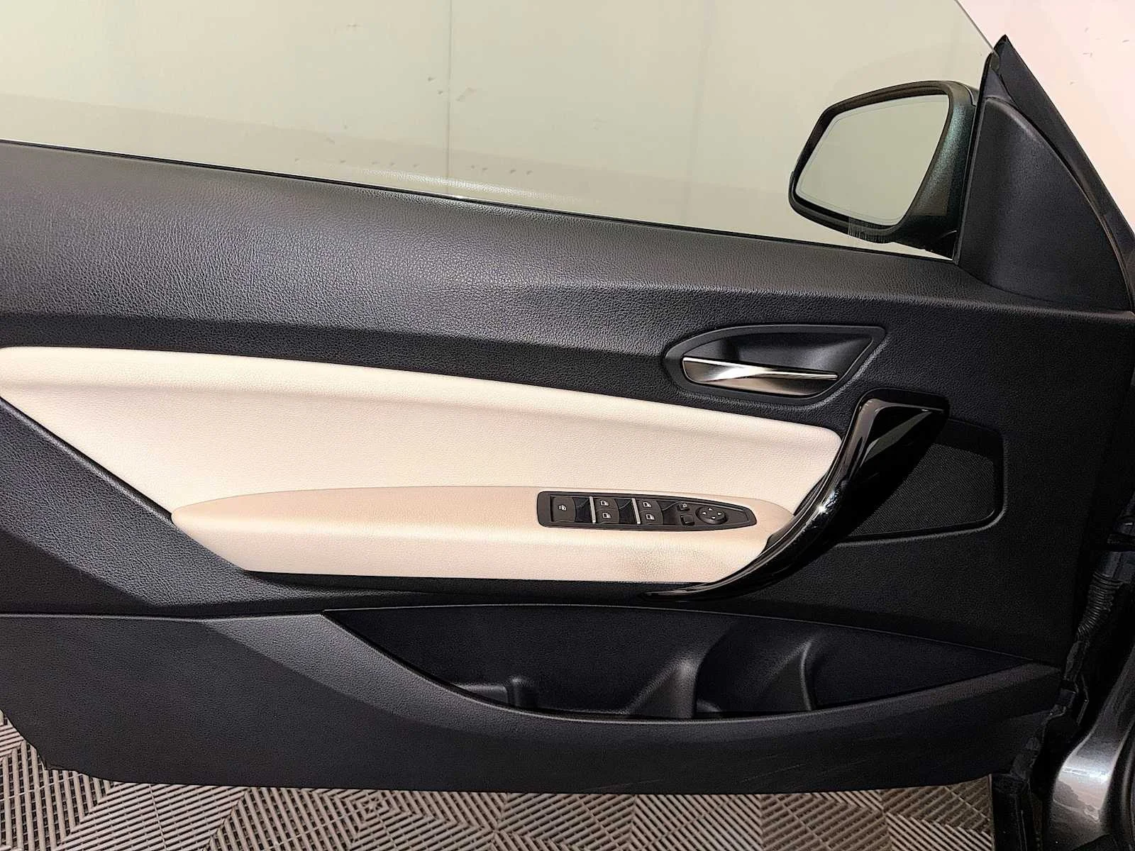 Used 2020 Mineral Grey Metallic BMW 230i xDrive image 11