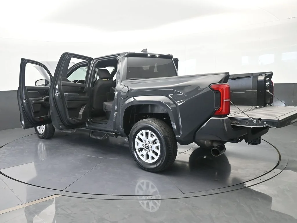 Used 2024 Underground Toyota SR5 image 74