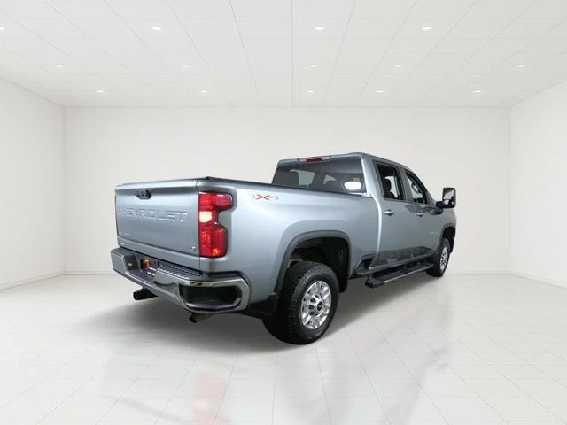 Used 2024 Gray Chevrolet LT image 6