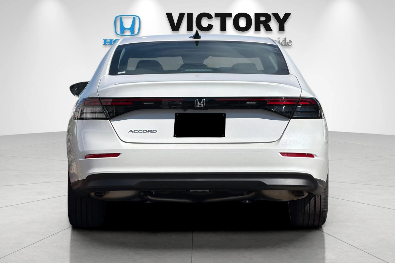 New 2026 Platinum White Pearl Honda SE image 4