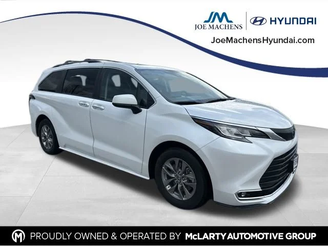 Used 2023 Beige Toyota XLE image 3