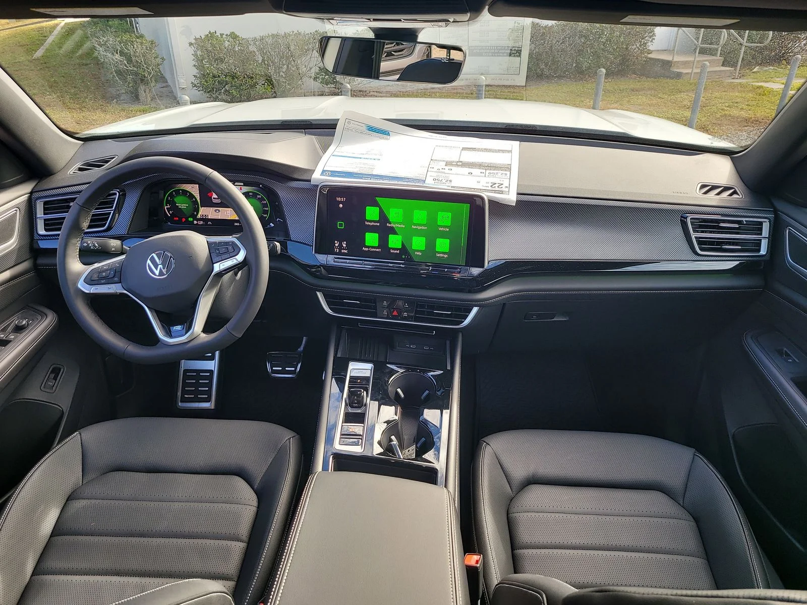 2026 Volkswagen Atlas Cross Sport SEL R-LINE - Photo 15