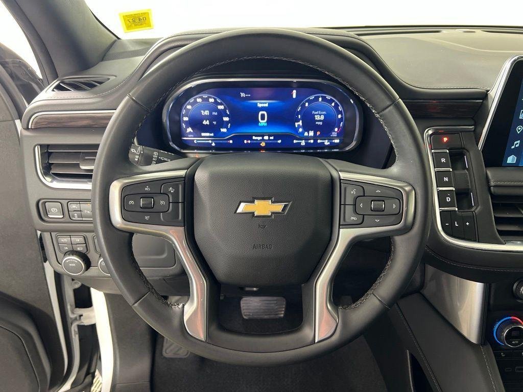 Used 2023 Summit White Chevrolet LT image 10
