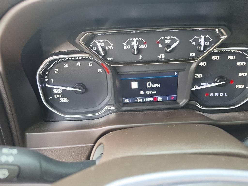 Used 2020 SUMMIT WHITE GMC SLT image 22