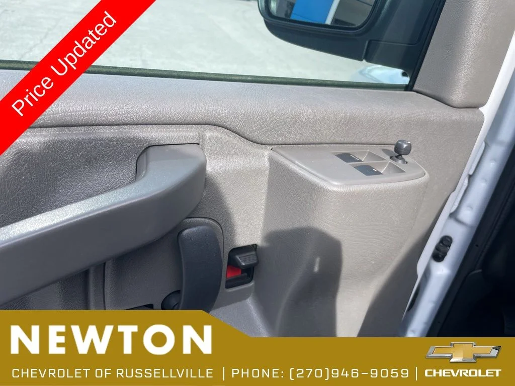 Certified Used 2024 Summit White Chevrolet Work Van image 9