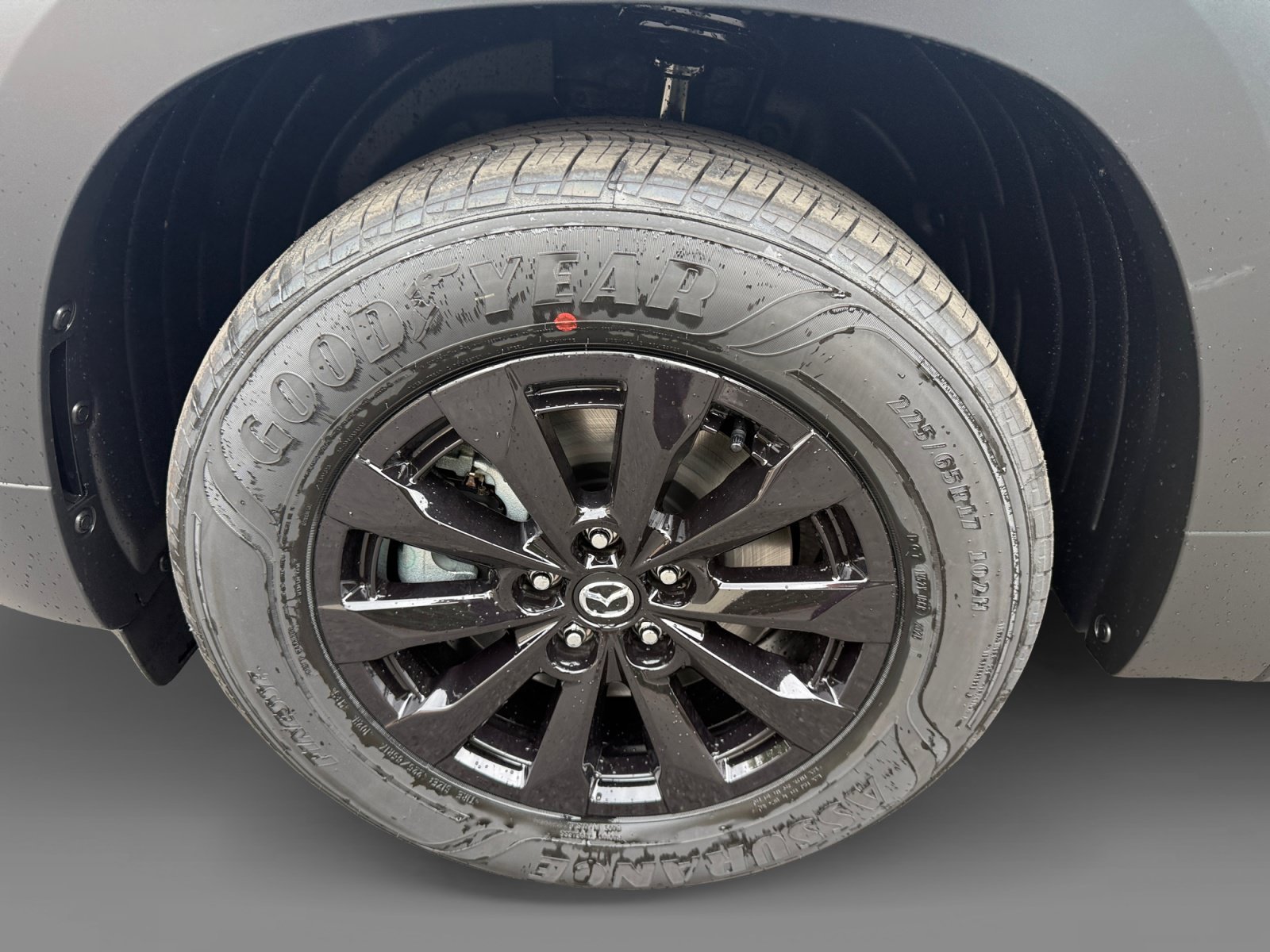 New 2026 Machine Gray Metallic Mazda Preferred image 9