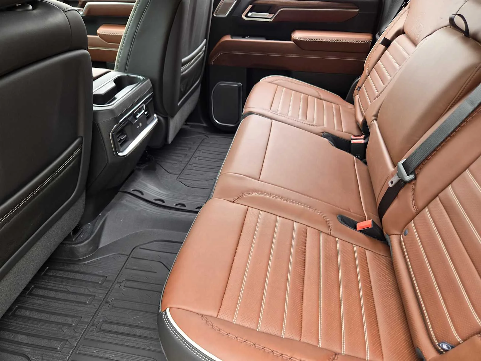2026 GMC Sierra 2500HD Denali Ultimate - Photo 18