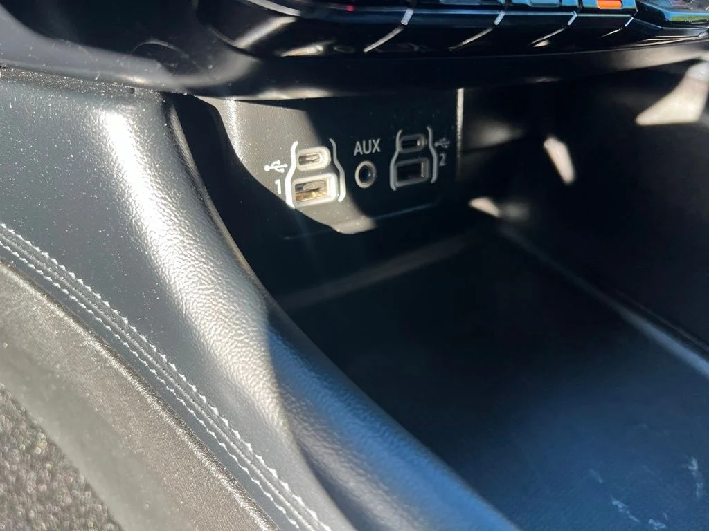Certified Used 2023 Black Dodge SXT image 43