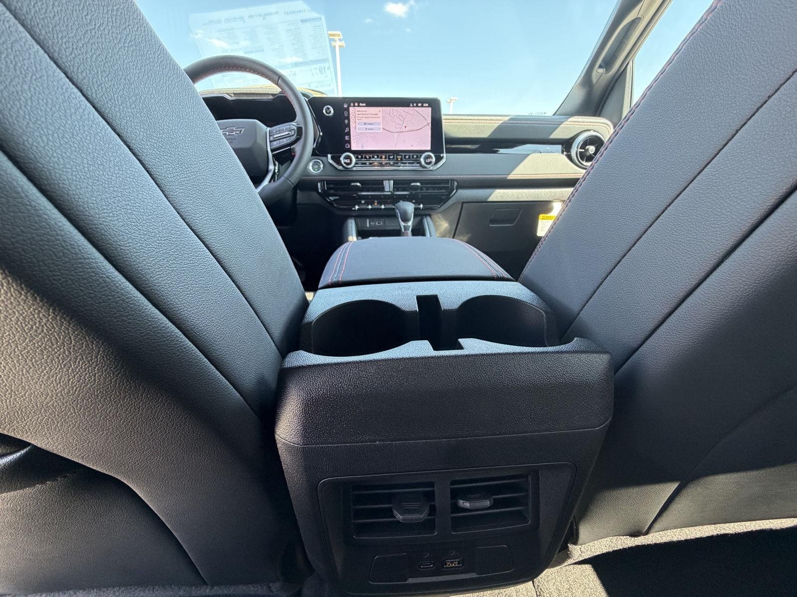 2026 Chevrolet Colorado Z71 - Photo 21