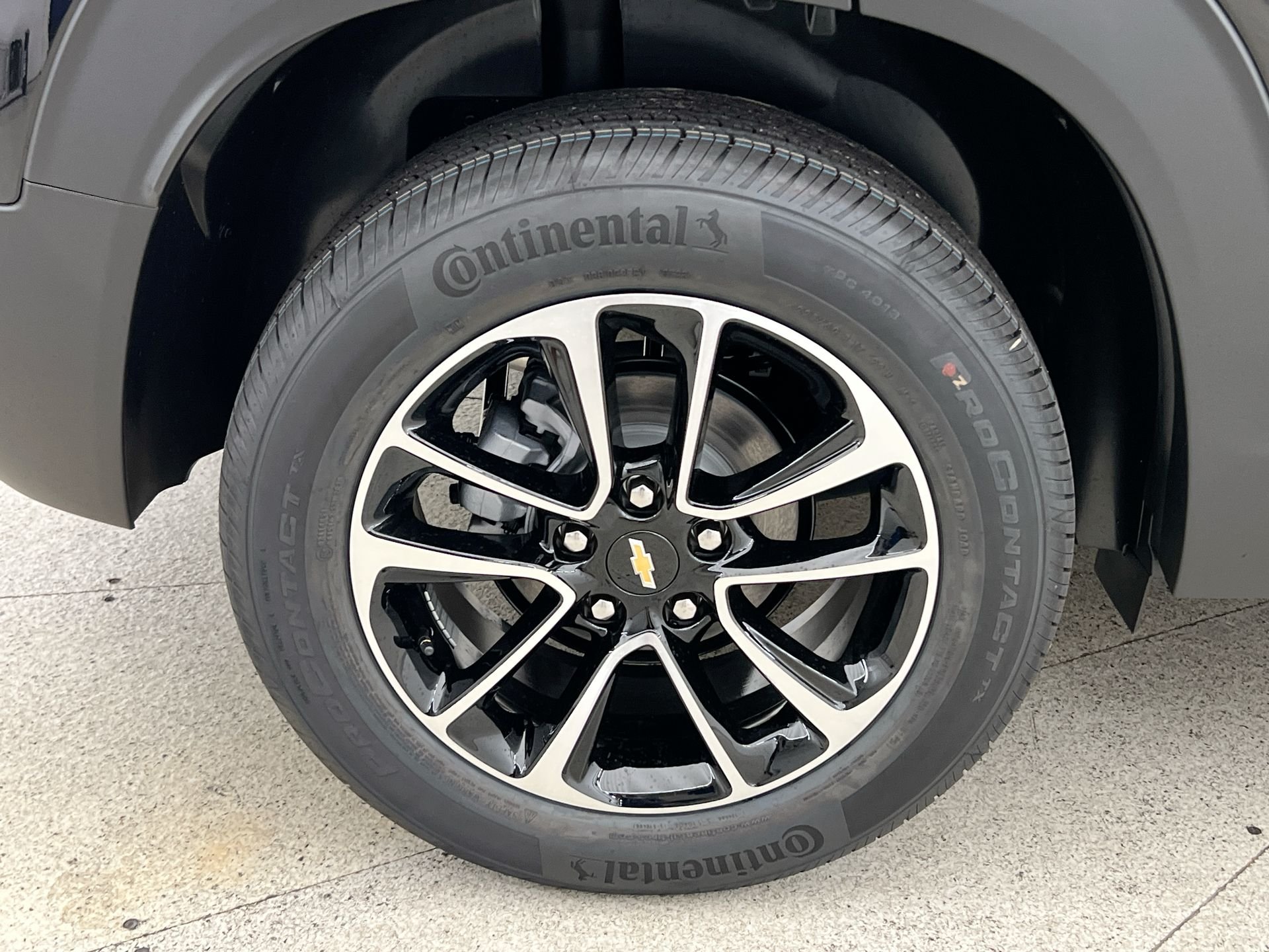 New 2026 Mosaic Black Metallic Chevrolet LT image 81