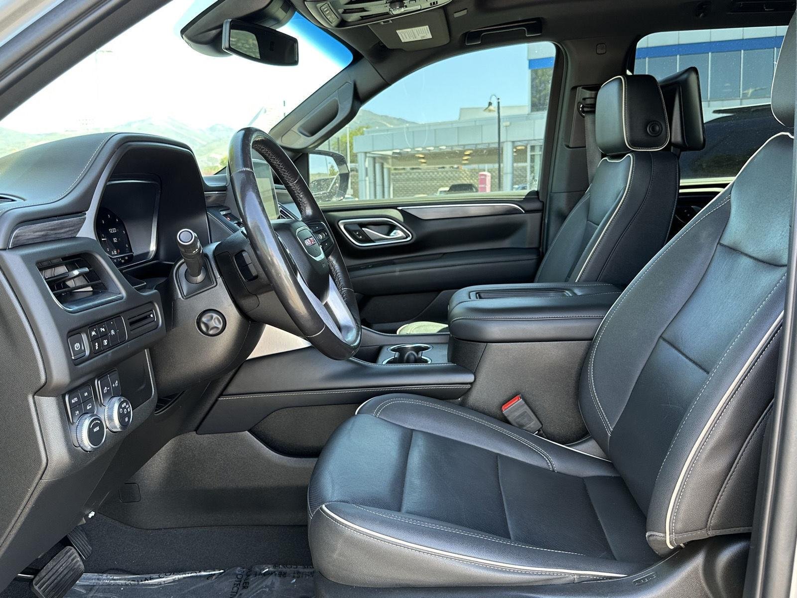 2023 GMC Yukon SLT - Photo 6