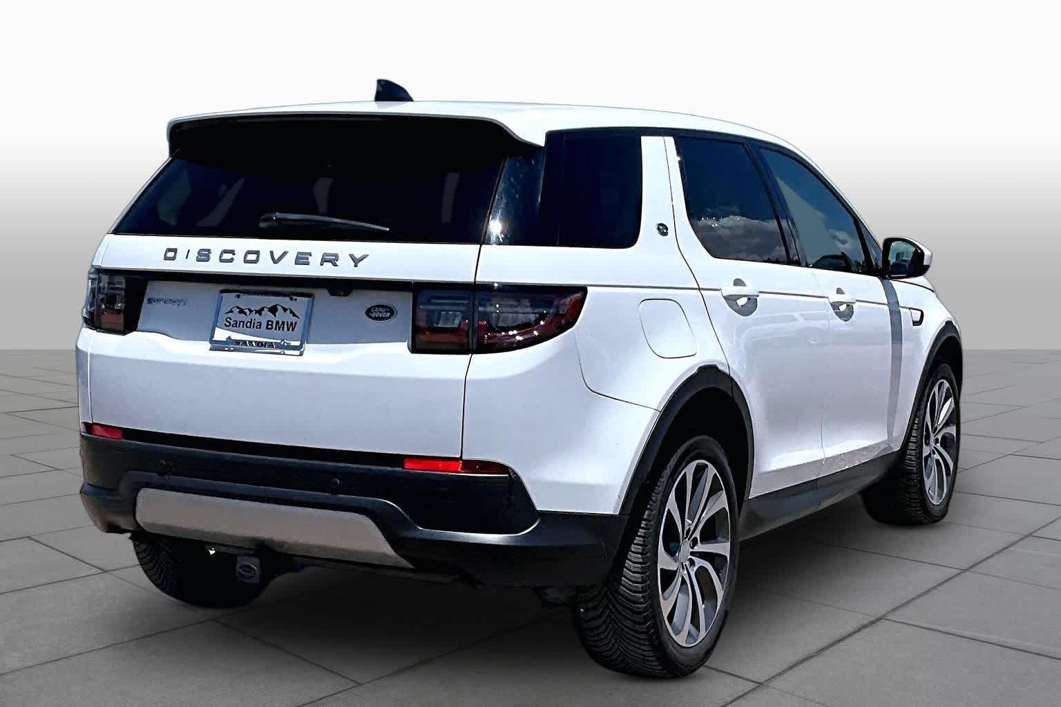 Used 2022 Fuji White Land Rover SE image 10