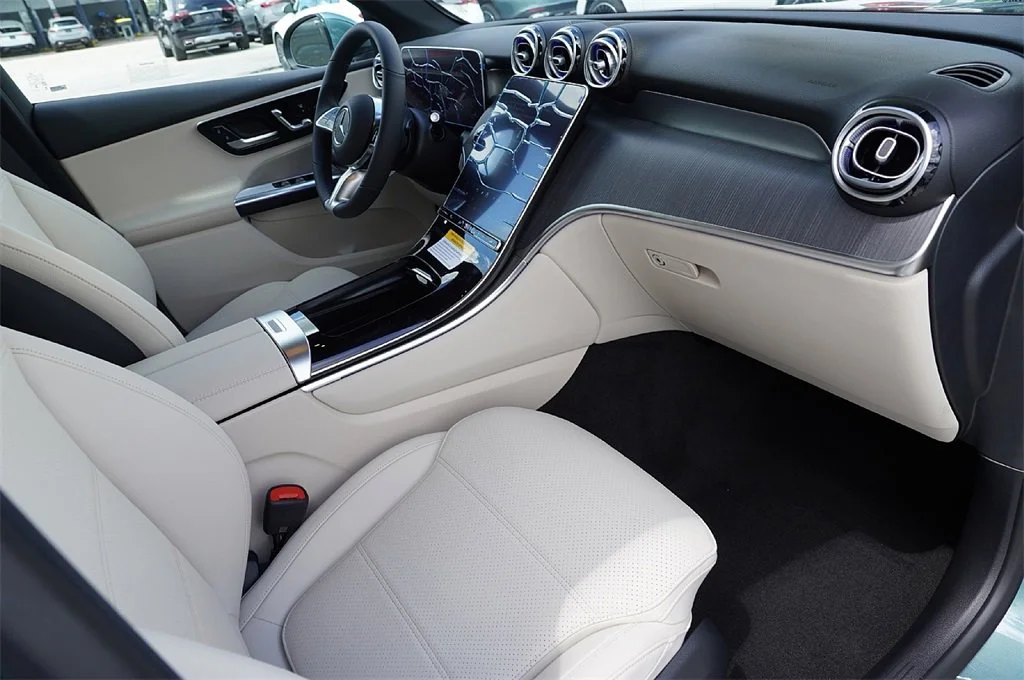 2026 Mercedes-Benz GLC Base - Photo 36