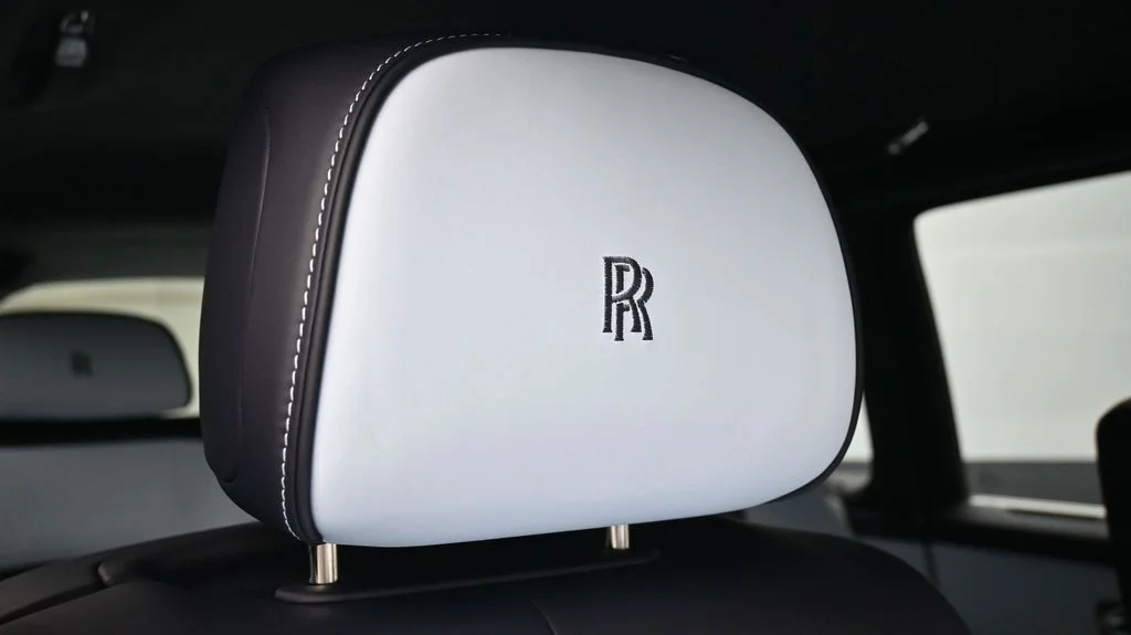 New 2027 White Rolls-Royce  image 10