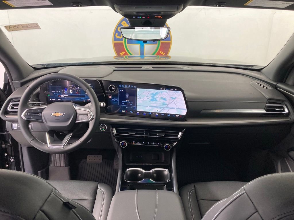 New 2026 Mosaic Black Metallic Chevrolet LT image 4